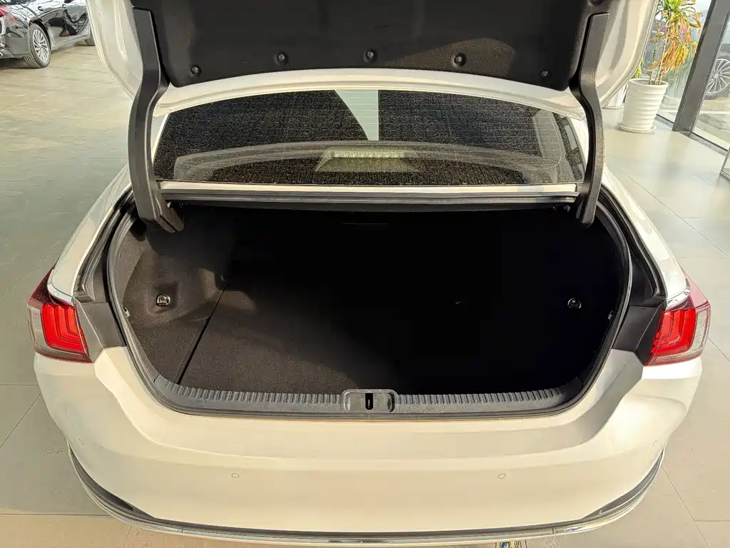 Lexus ES — миниатюра 15