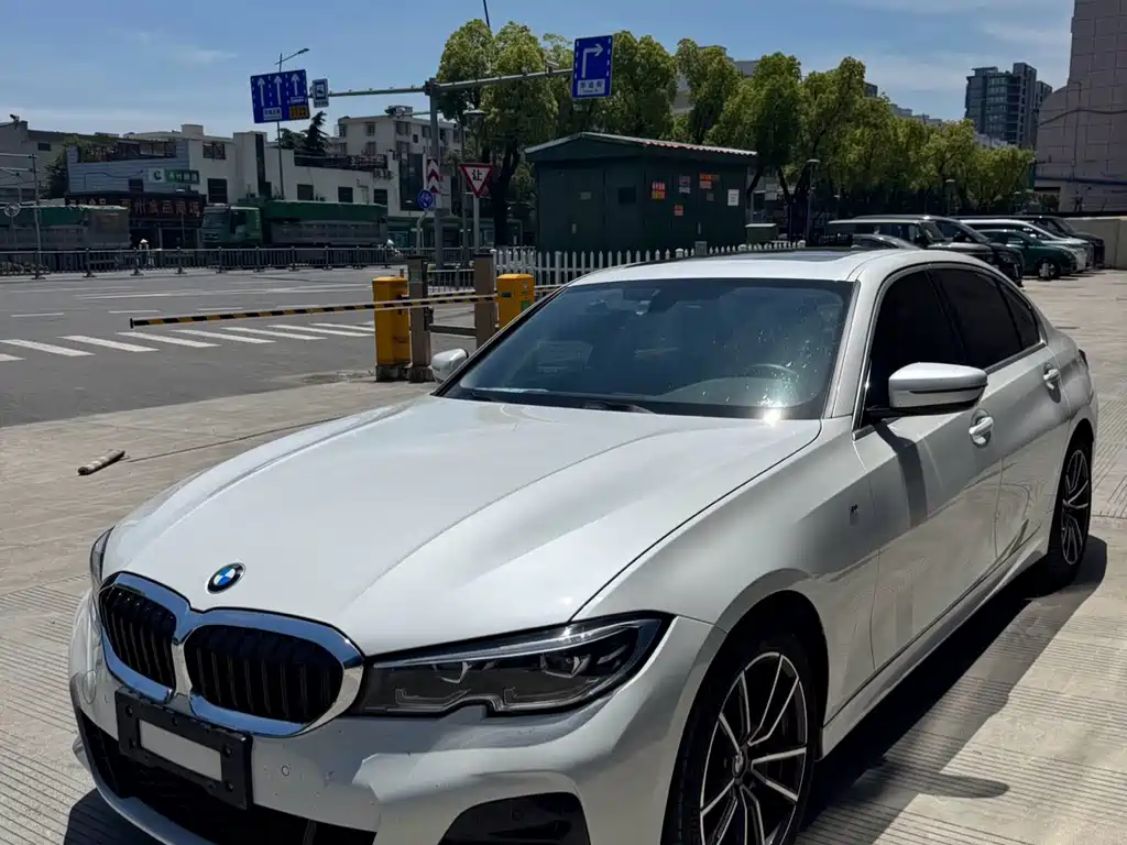 BMW 3 Series 2022