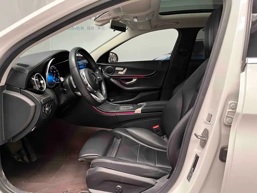 Mercedes-Benz C-Class — миниатюра 7