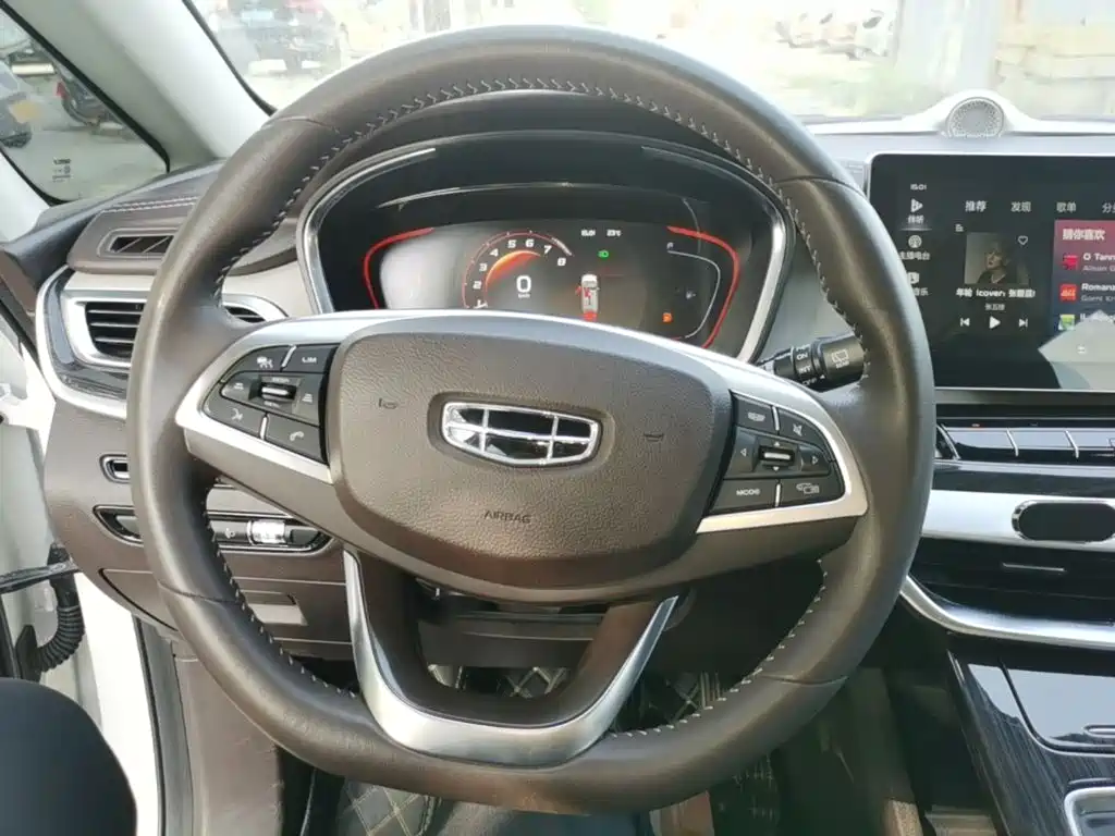 Geely Jia Ji — миниатюра 11