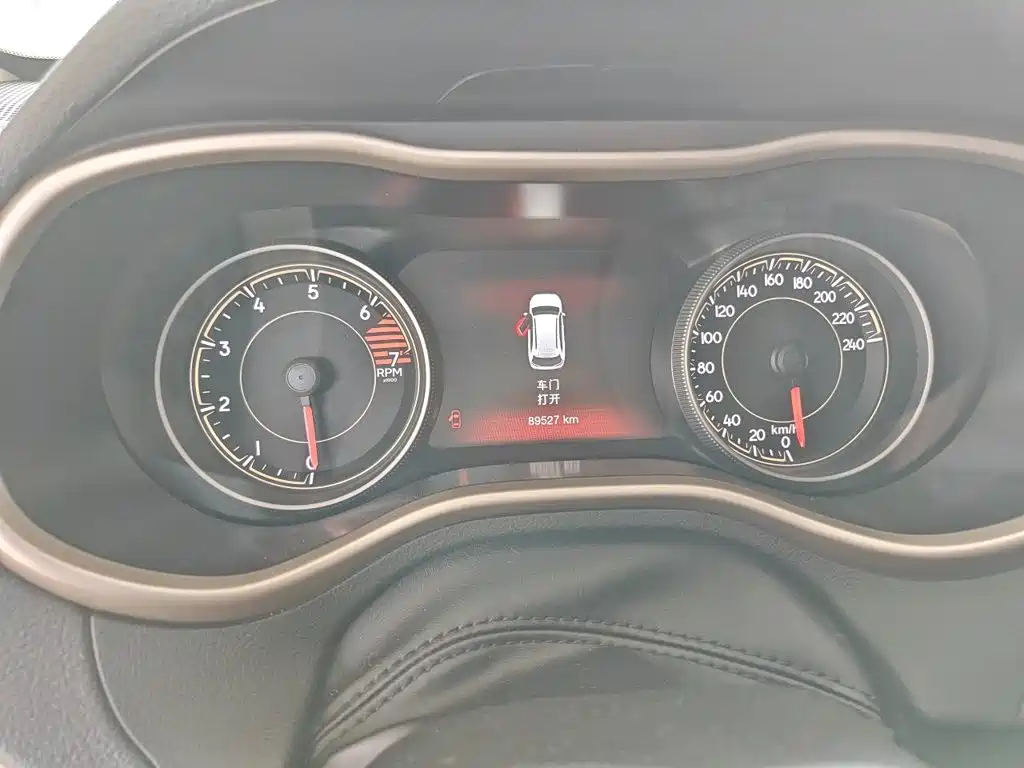 Jeep Cherokee — миниатюра 12