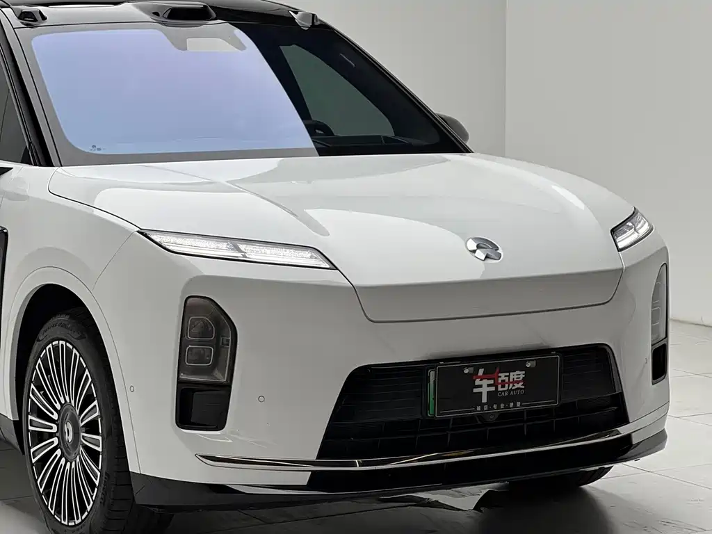 NIO ES8 — миниатюра 19