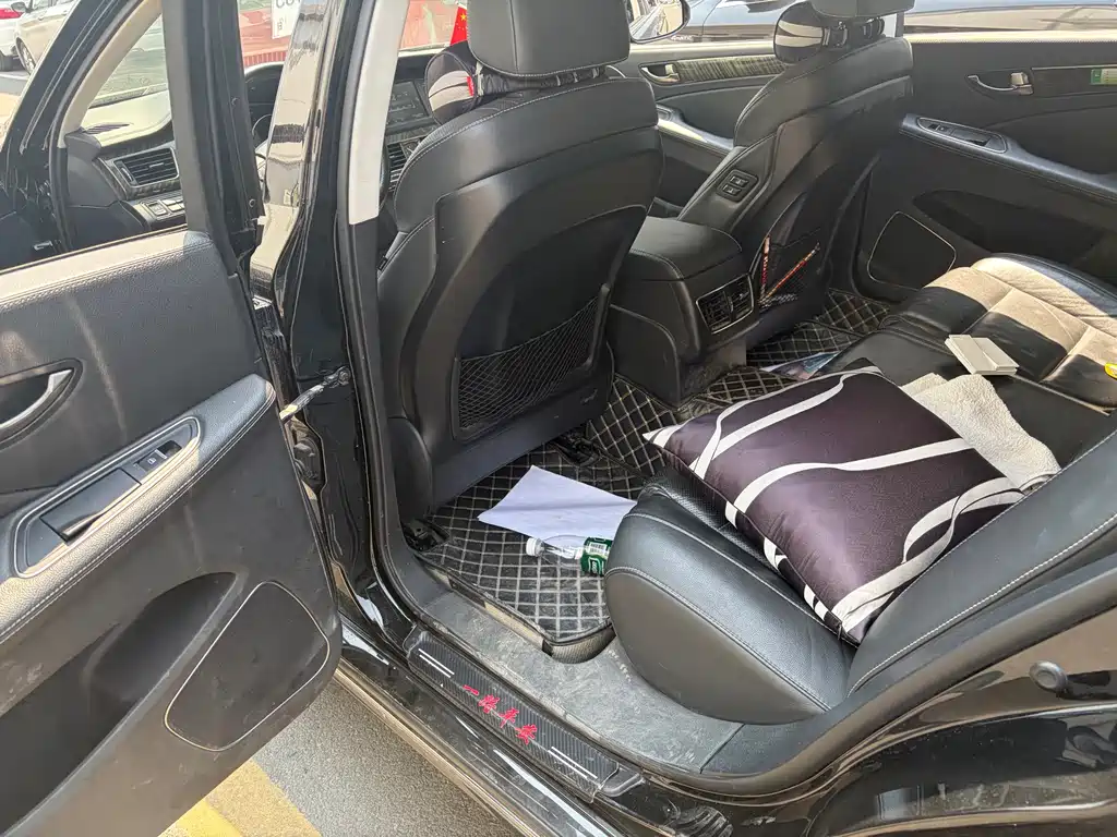 Hongqi H7 2021 1.8T Comfort
