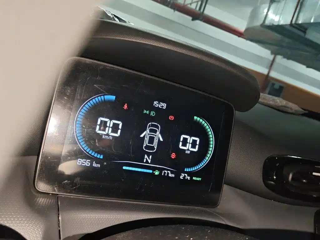 Leapmotor Leapmotor T03 — миниатюра 7