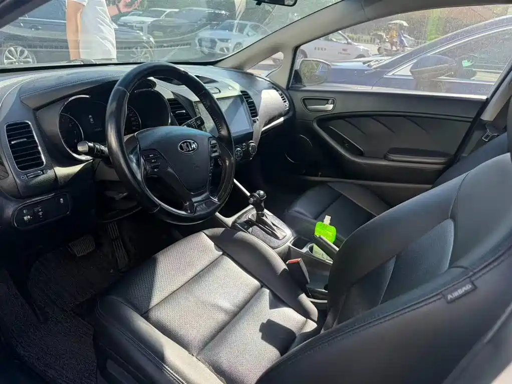 Kia K3 — миниатюра 5