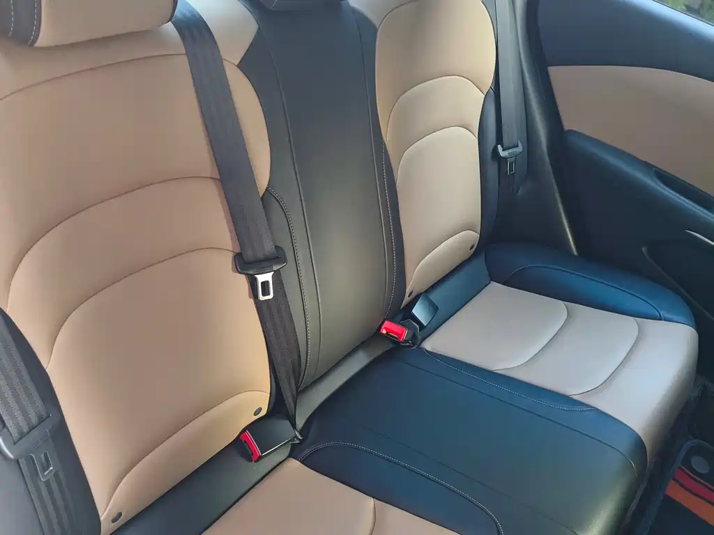 Chevrolet Monza 2021 320 AT Enjoy