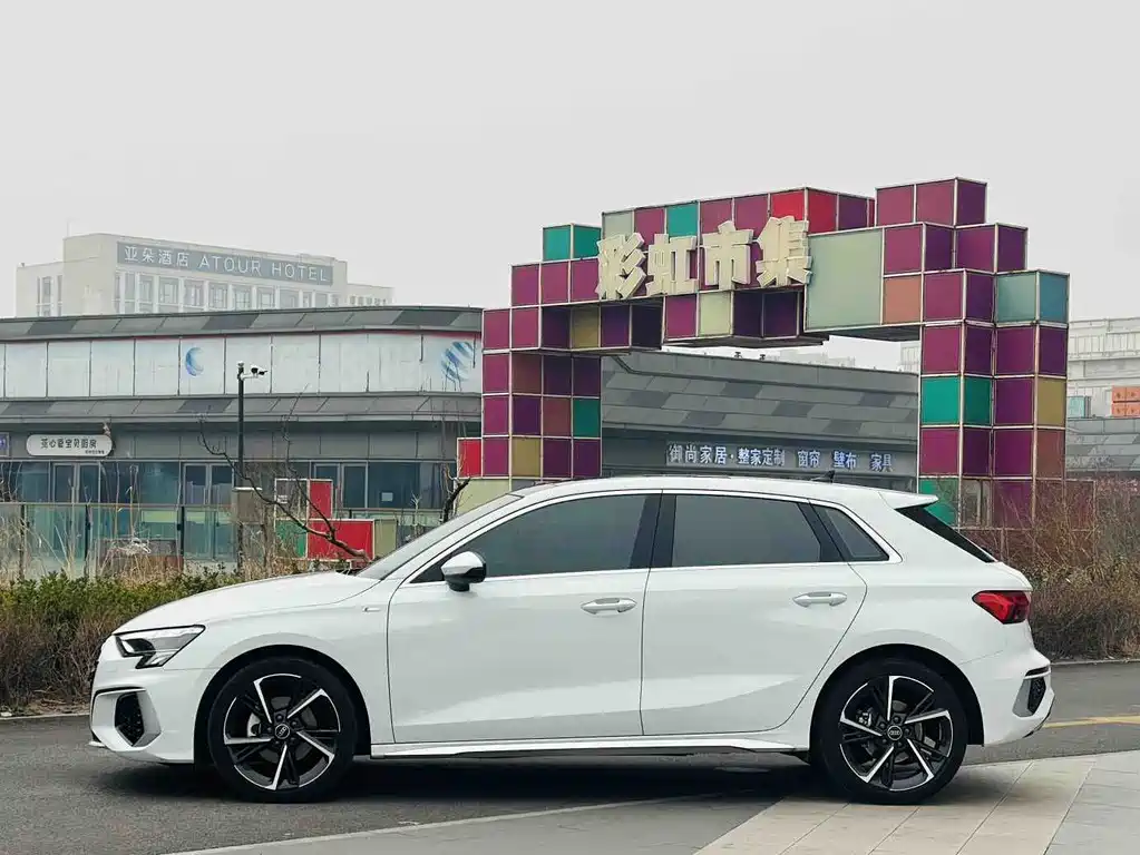 Audi A3 2022 Sportback 35 TFSI Fashion Sport