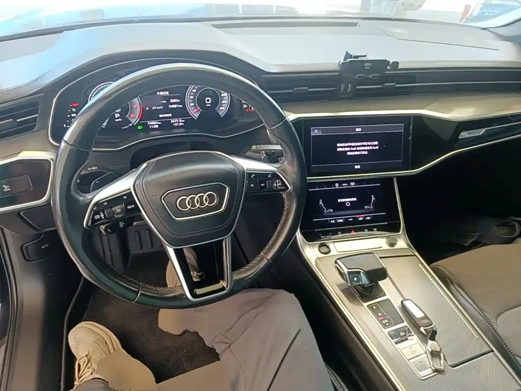 Audi A6L — миниатюра 10