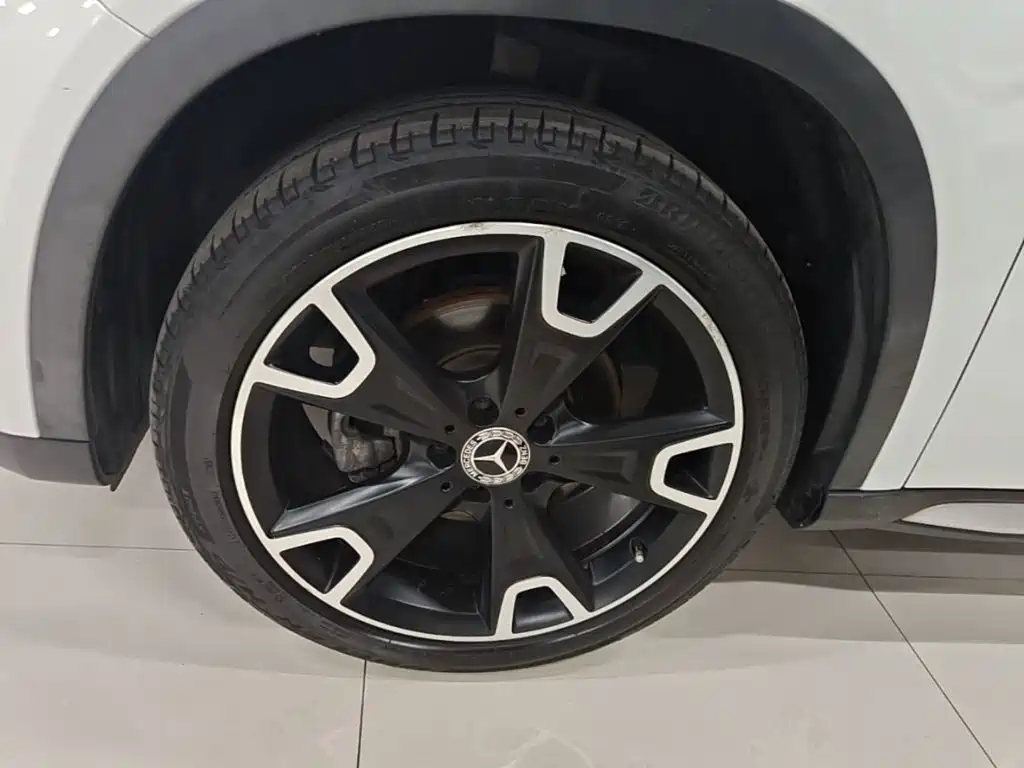 Mercedes-Benz GLA — миниатюра 23