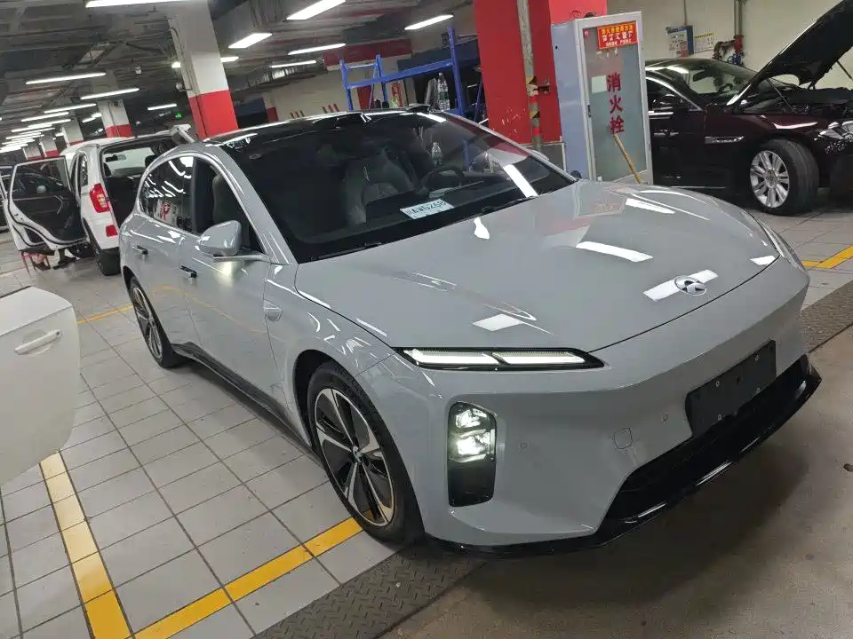 NIO ET5T 2025 75kWh Touring