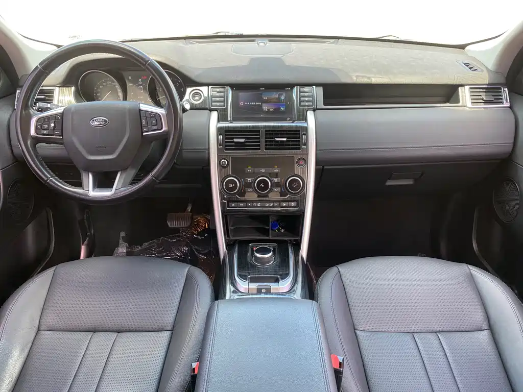 Land Rover Discovery Sport — миниатюра 10