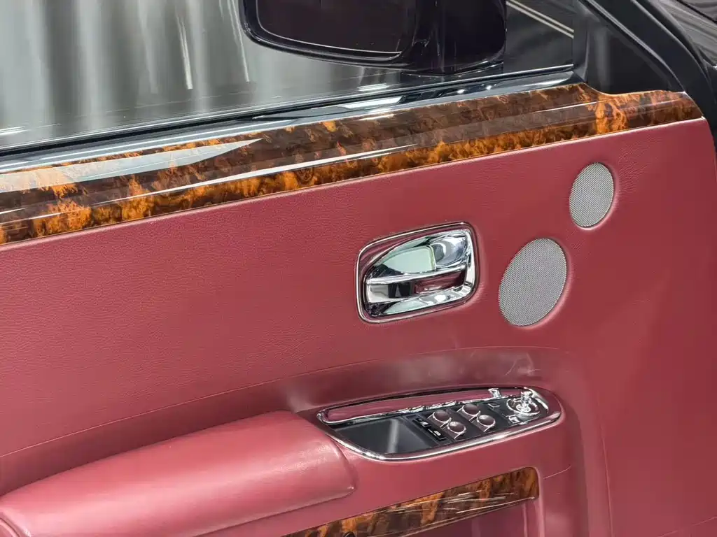 Rolls-Royce Ghost — миниатюра 5