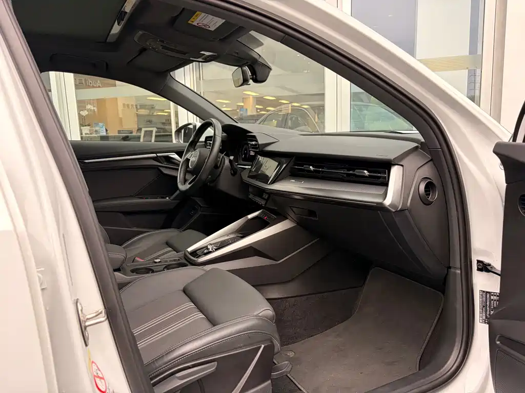 Audi A3 — миниатюра 12