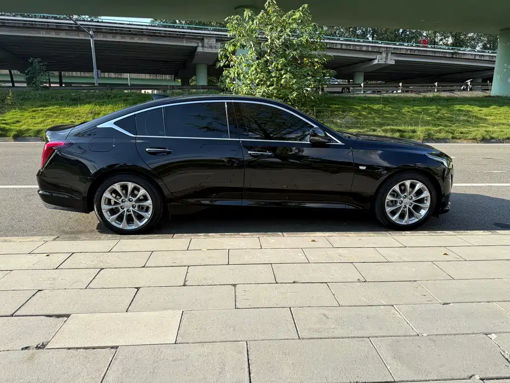Cadillac CT5 — миниатюра 4