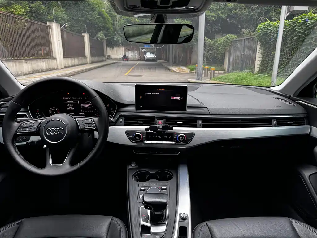 Audi A4L — миниатюра 16
