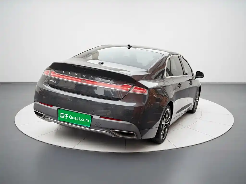 Lincoln MKZ — миниатюра 4