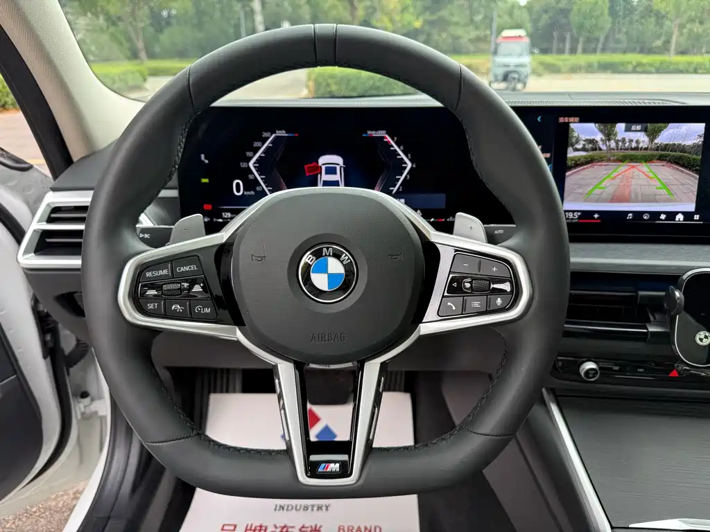 BMW 3 Series — миниатюра 10