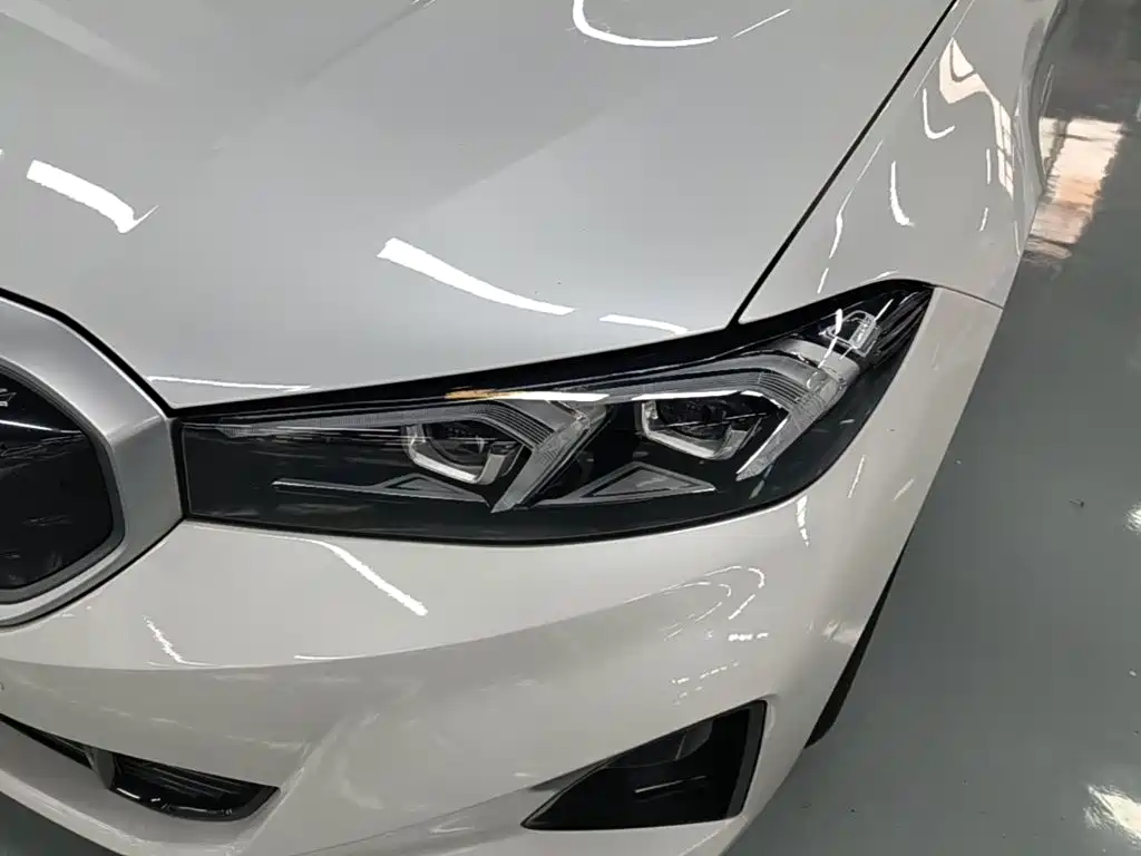BMW i3 — миниатюра 24