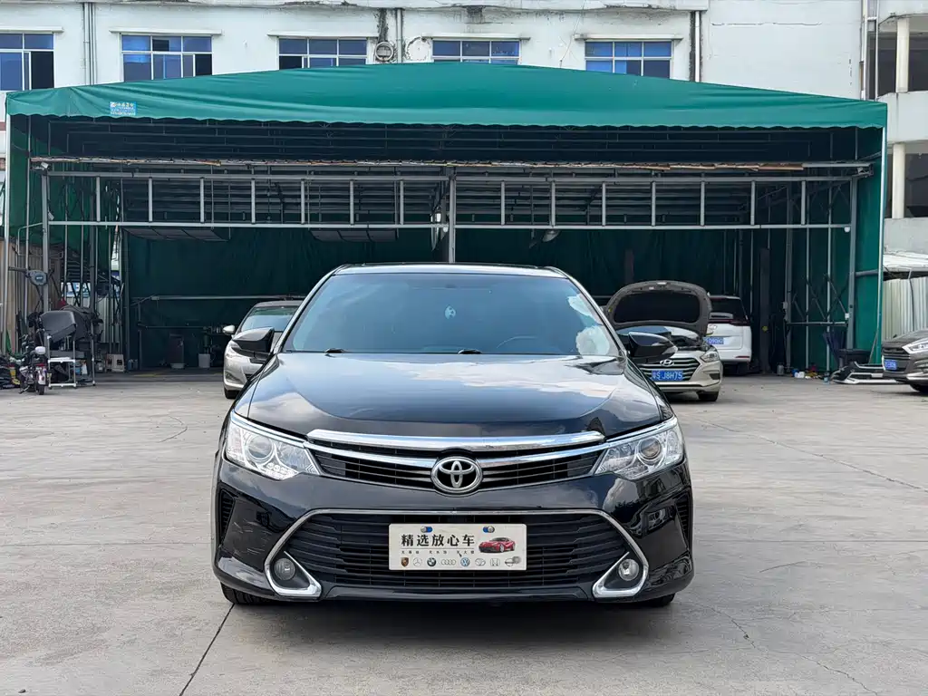 Toyota Camry — миниатюра 2