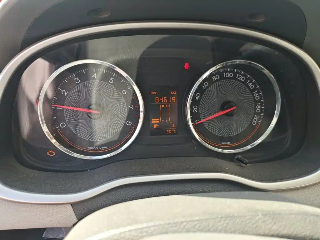 Chevrolet Sail — миниатюра 12