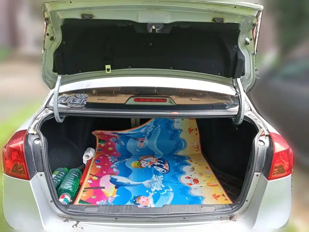 Buick Excelle — миниатюра 15