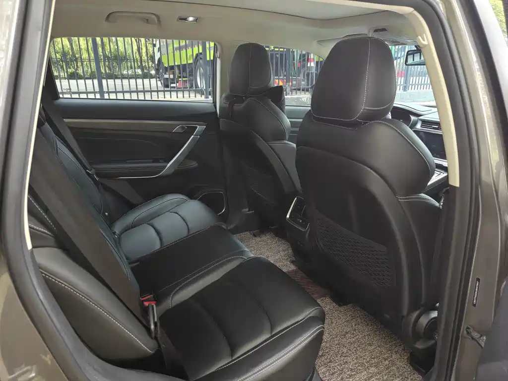 Geely Boyue — миниатюра 7