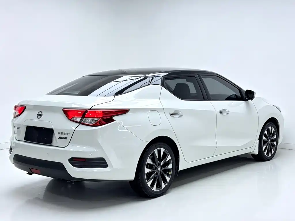 Nissan Bluebird — миниатюра 15