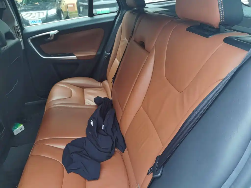 Volvo V60 — миниатюра 18