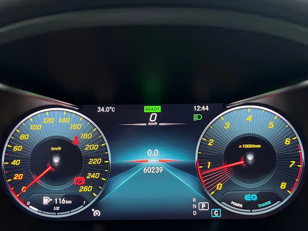 Mercedes-Benz C-Class — миниатюра 11