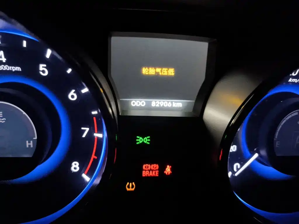 Hyundai Sonata — миниатюра 8