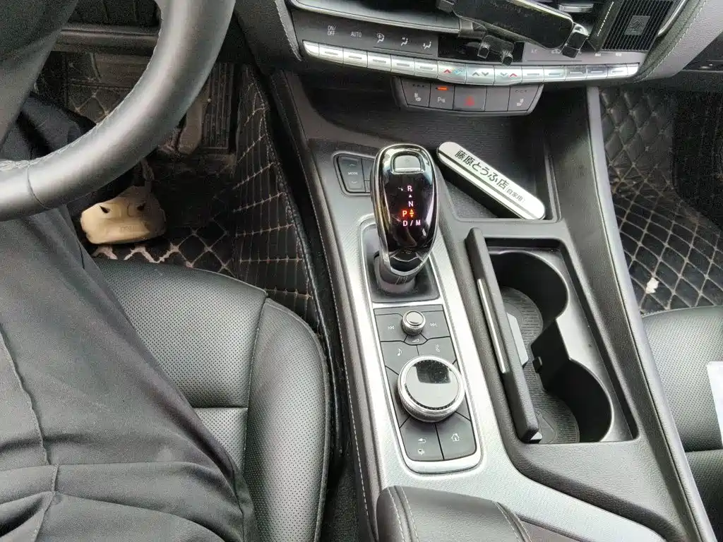 Cadillac CT5 — миниатюра 15
