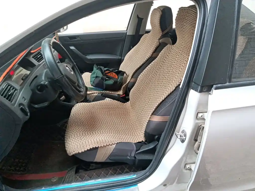 Volkswagen Santana — миниатюра 11