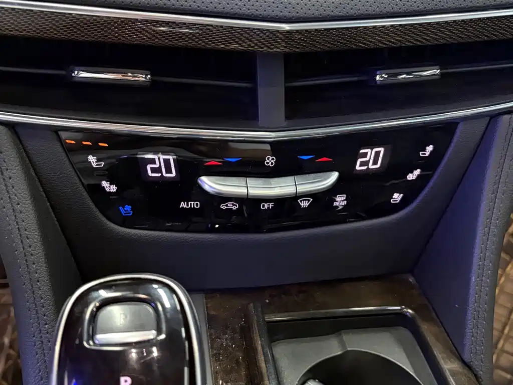 Cadillac CT6 — миниатюра 19