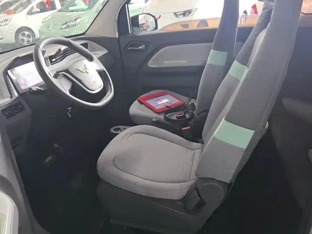 Wuling MINIEV — миниатюра 15