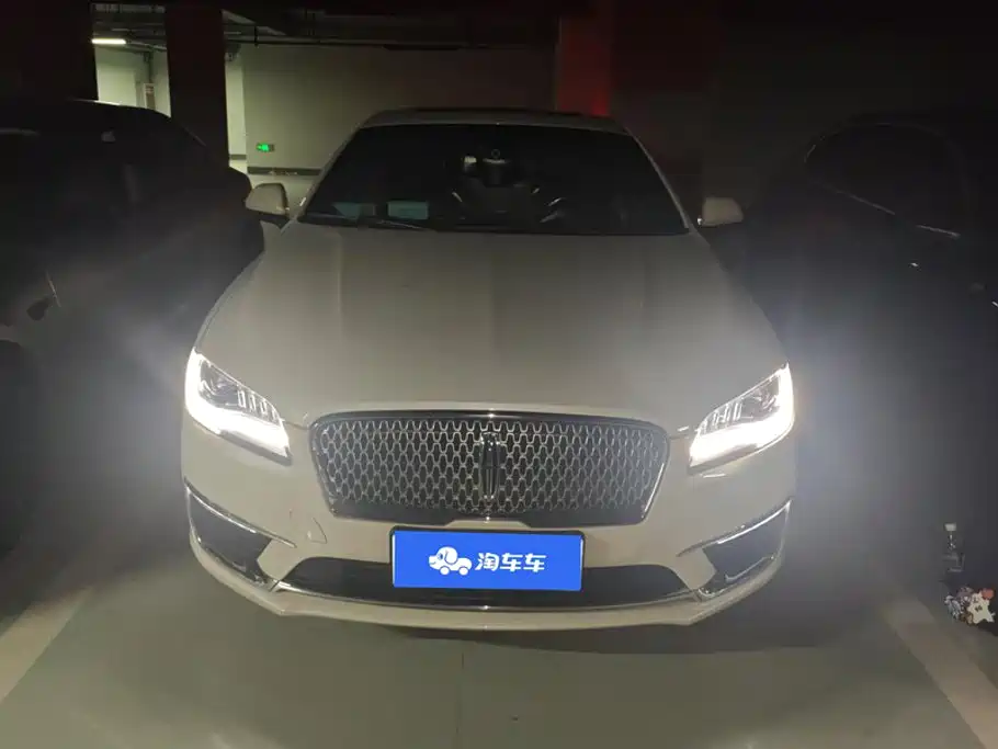 Lincoln MKZ — миниатюра 2