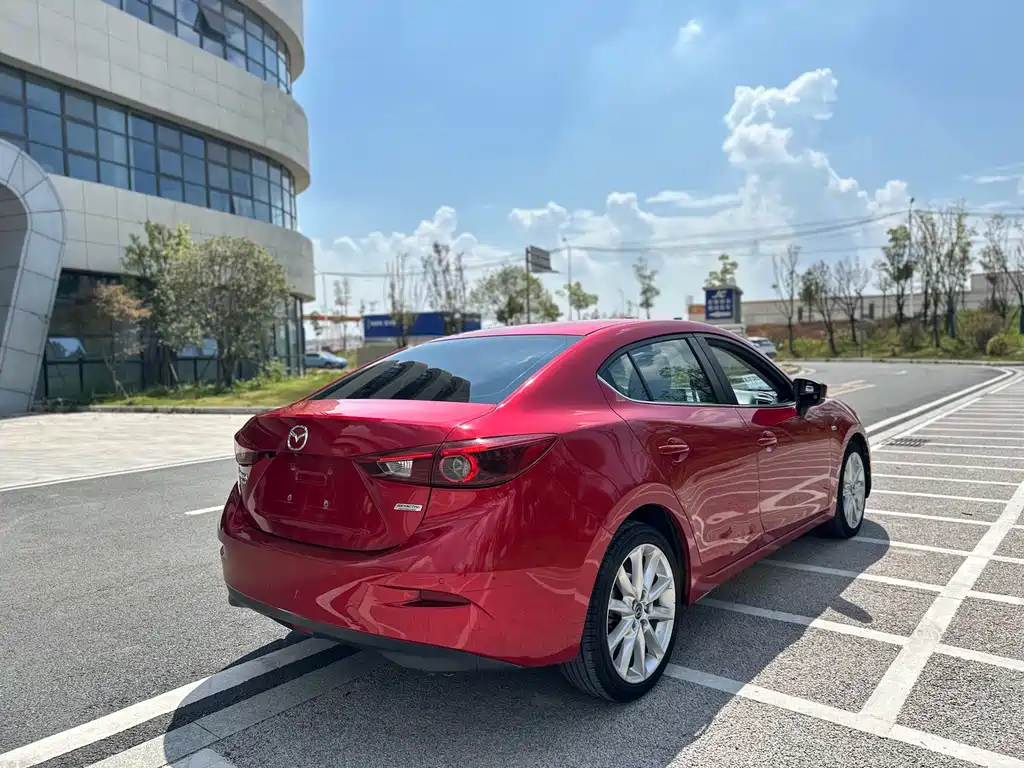 Mazda 3 Axela — миниатюра 8