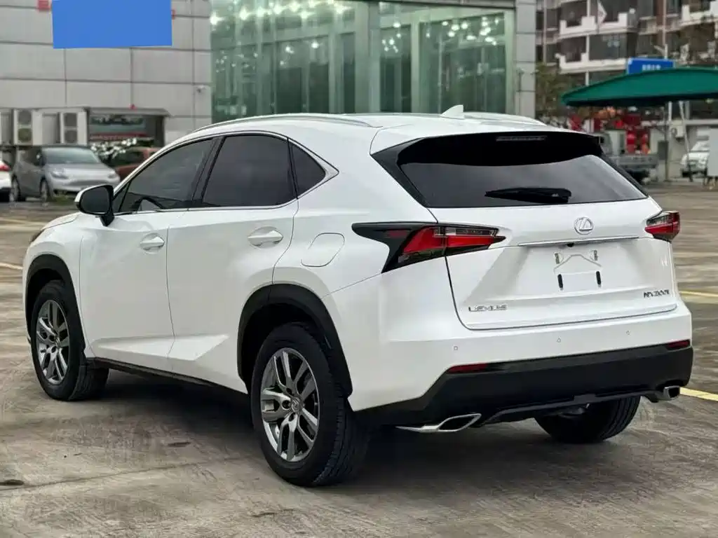 Lexus NX — миниатюра 9