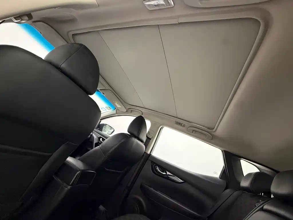 Nissan Qashqai — миниатюра 15