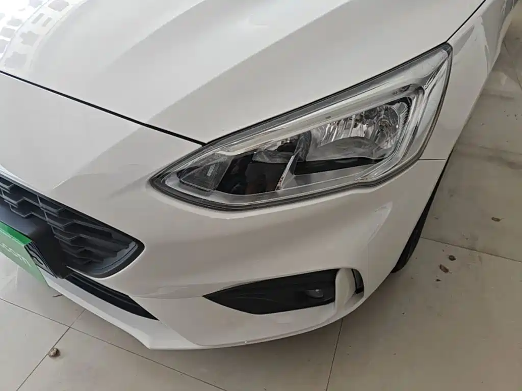 Ford Focus — миниатюра 24