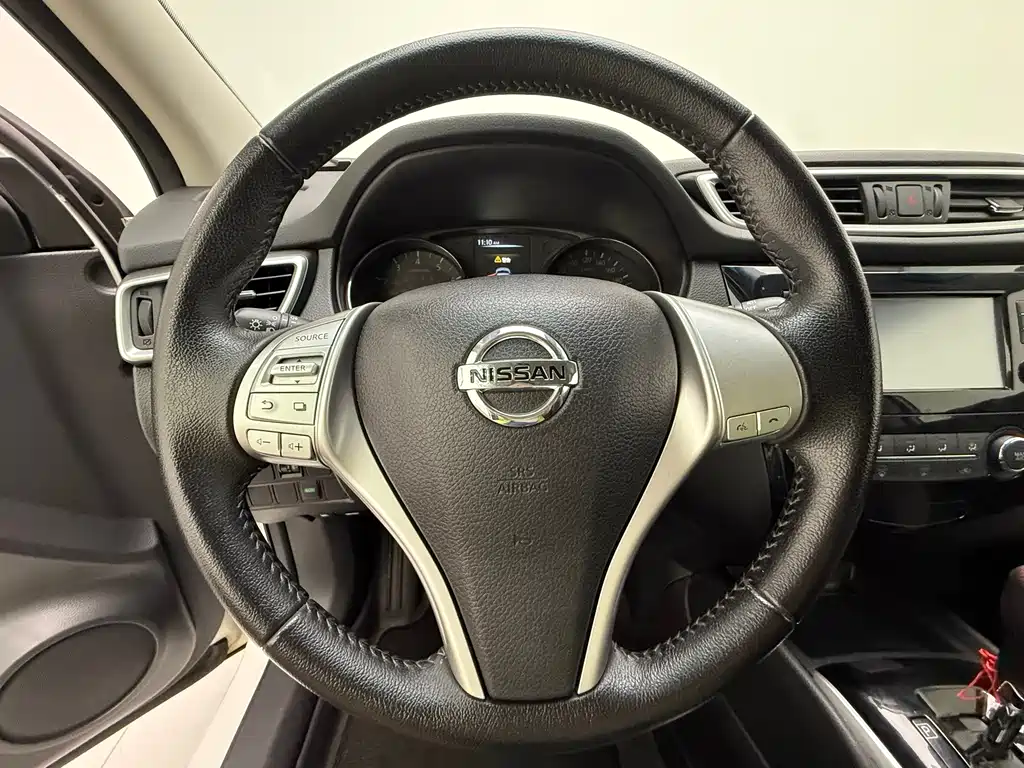 Nissan Qashqai — миниатюра 12