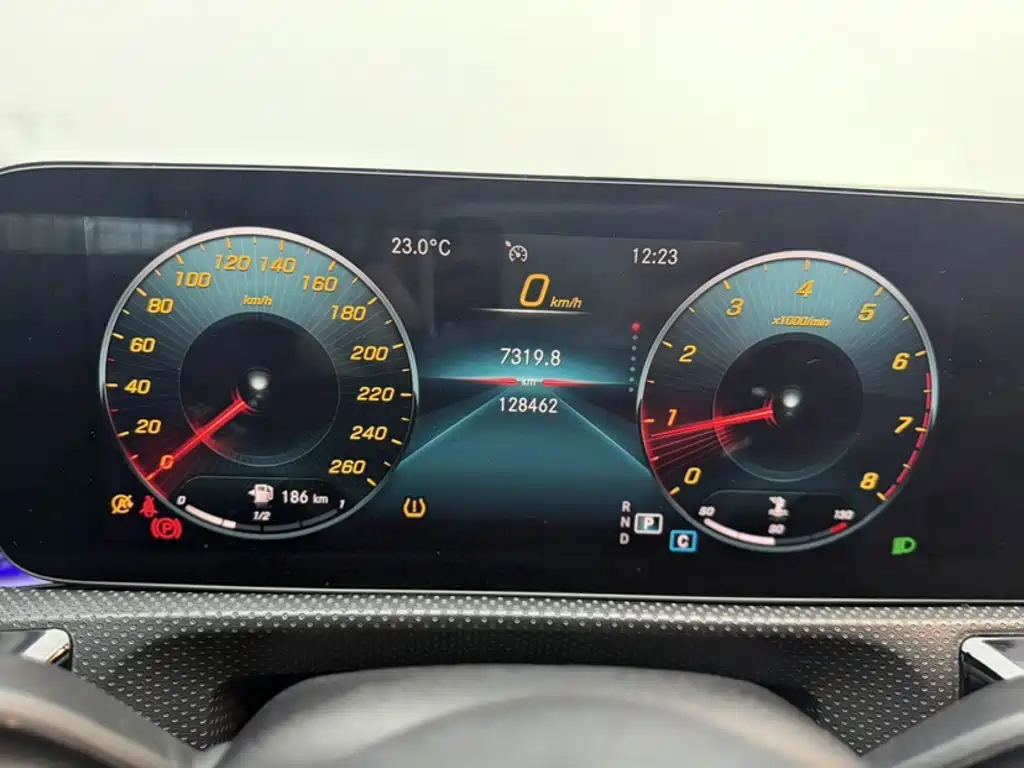 Mercedes-Benz A-Class — миниатюра 6