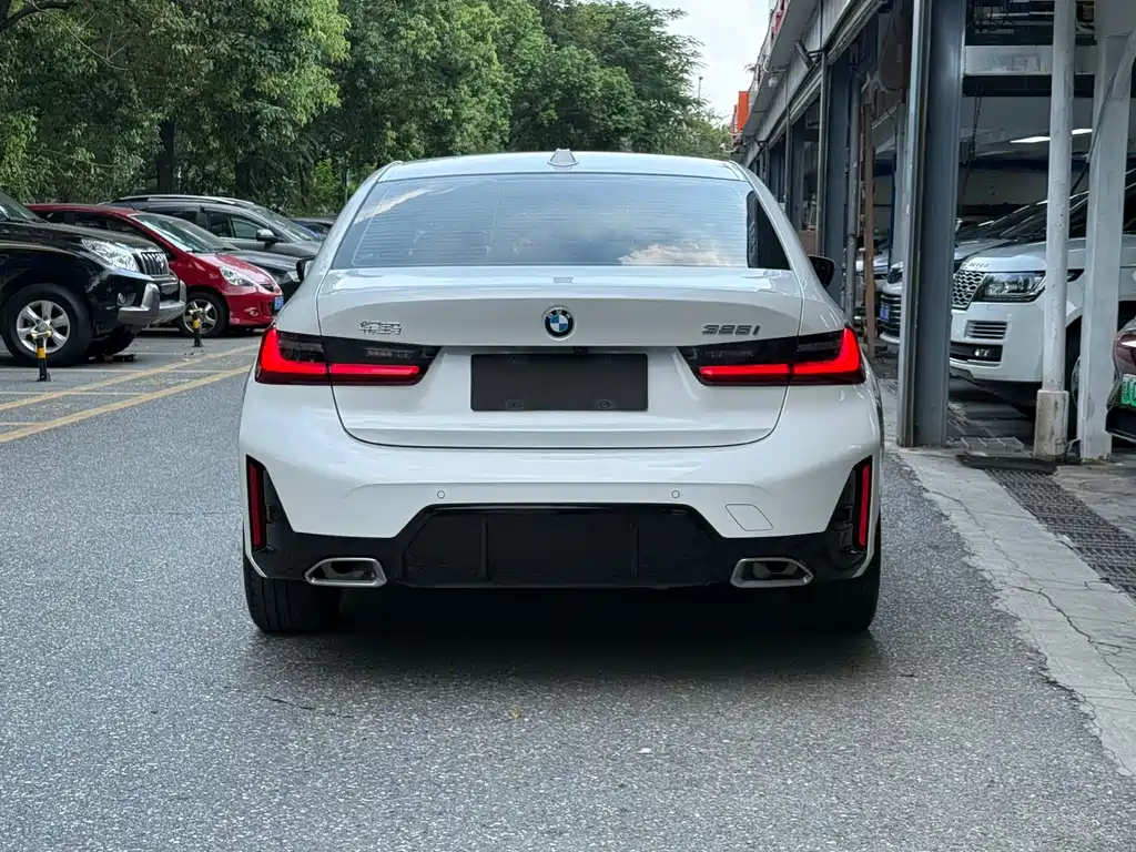 BMW 3 Series — миниатюра 6