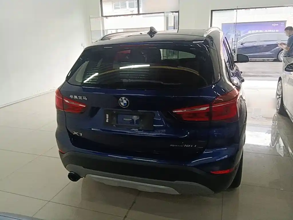 BMW X1 — миниатюра 6