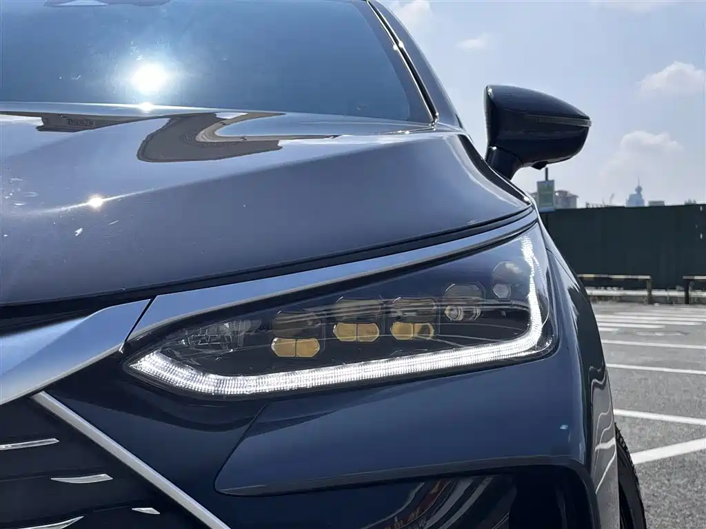 BYD Tang New Energy — миниатюра 5