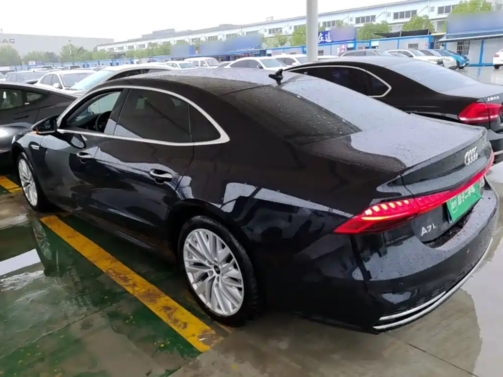 Audi A7L — миниатюра 5