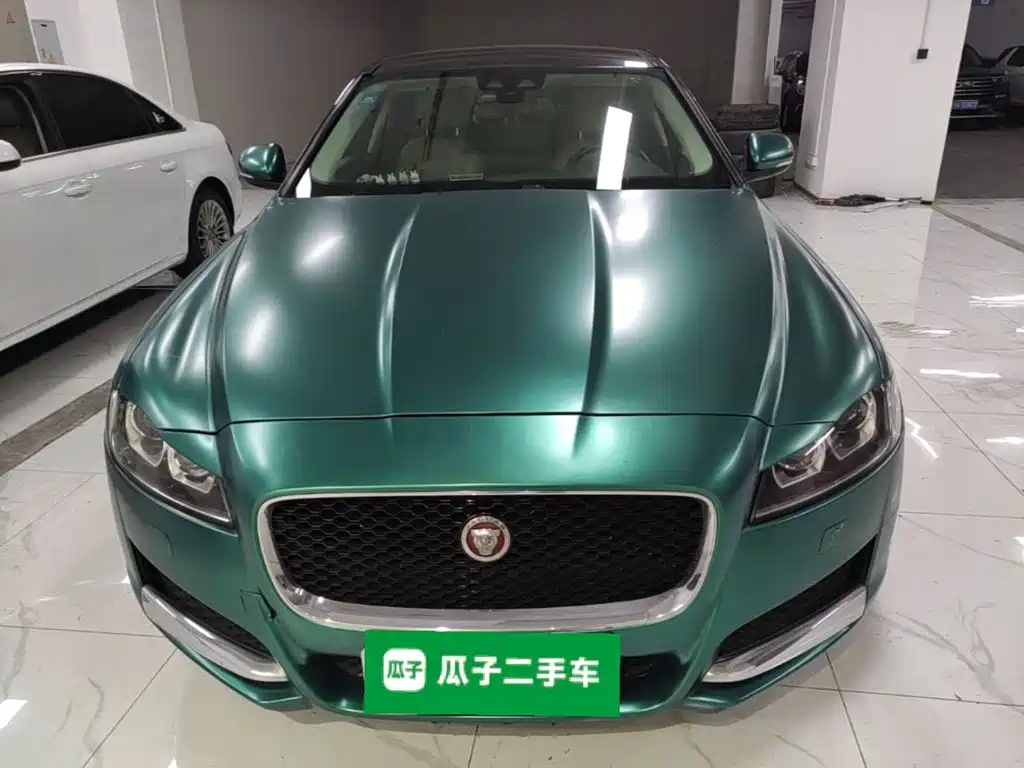 Jaguar XFL — миниатюра 3