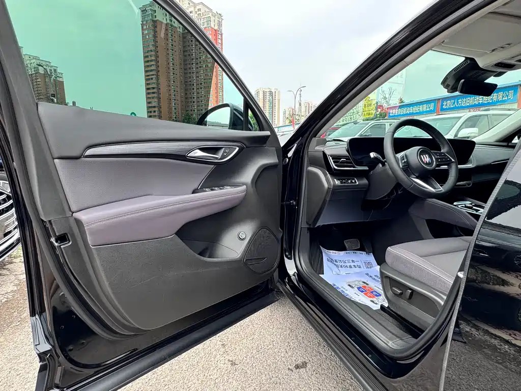 Buick Envision Plus Plus 2025 Plus 28T Platinum