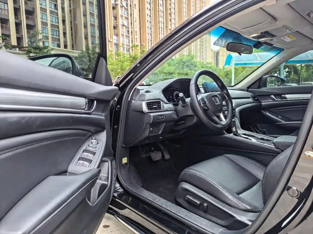 Honda Accord — миниатюра 4