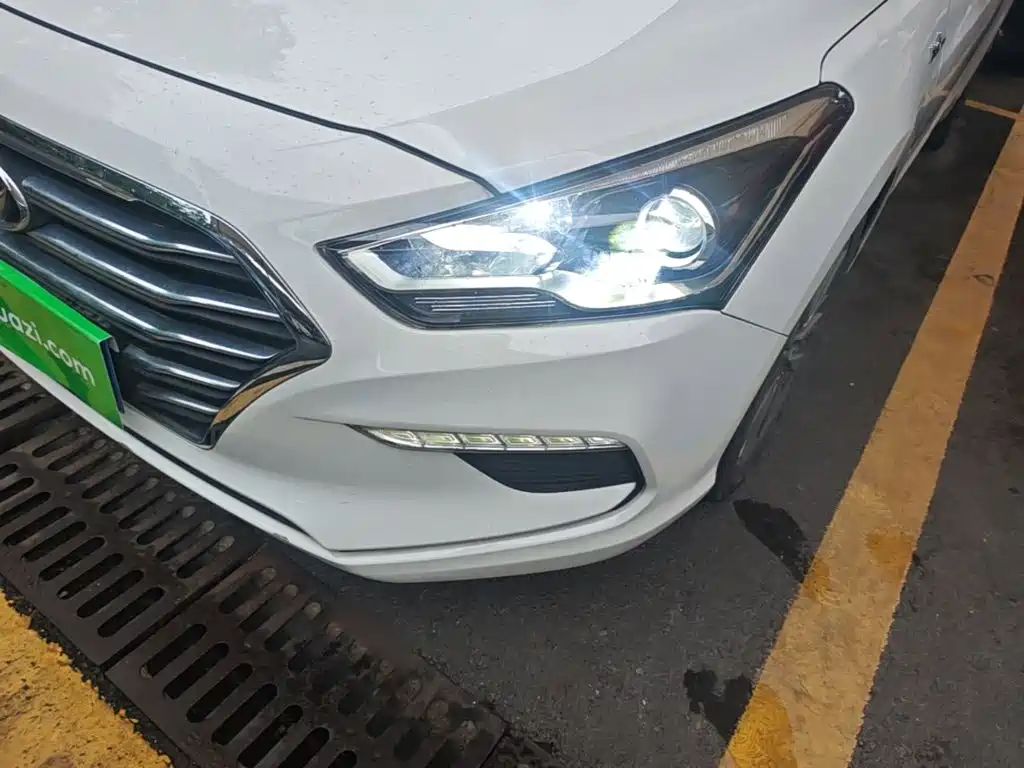 Hyundai Mistra — миниатюра 24
