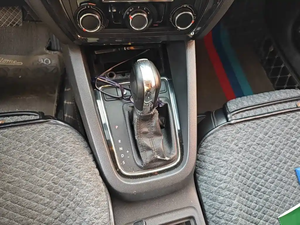 Volkswagen Sagitar — миниатюра 15